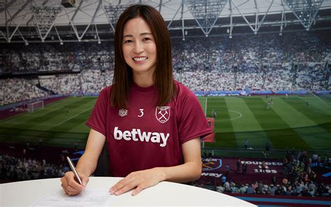 risa shimizu footballer|risa shimizu west ham.